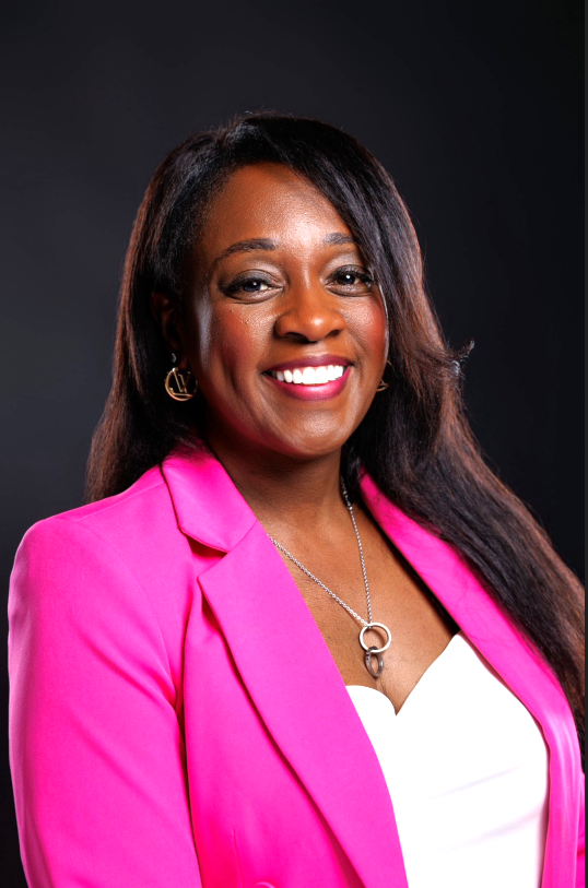 Regina Davis Headshot