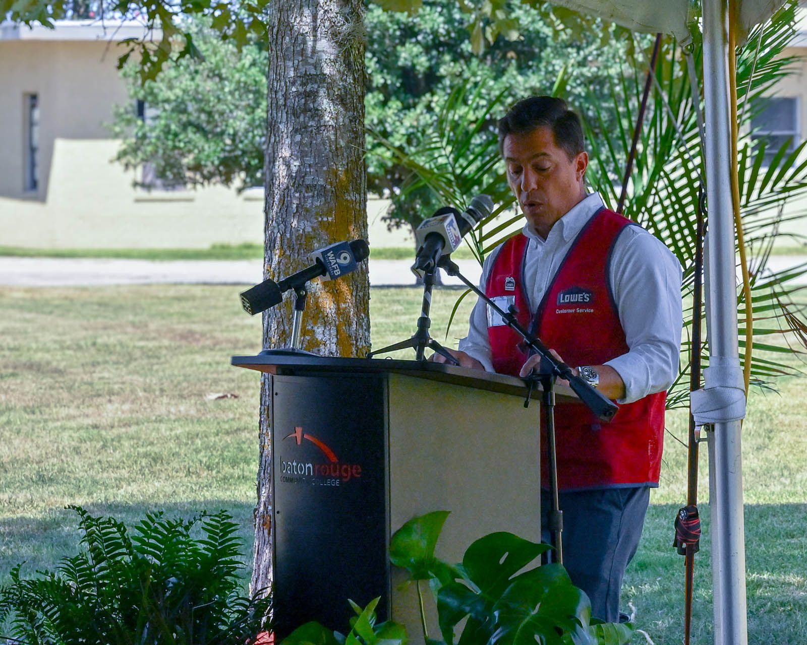 Gerardo Soto speaking at the Capital City Construction Lab celebration