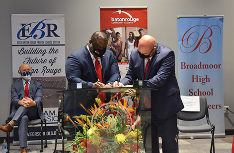BRCC Chancellor Dr. Willie Smith and EBR Schools Associate Superintendent Ben Necaise sign the proclamation between Baton Rouge Community College and the East Baton Rouge Parish School System to officially launch the Early College Academy on Tuesday, September 22, 2020.