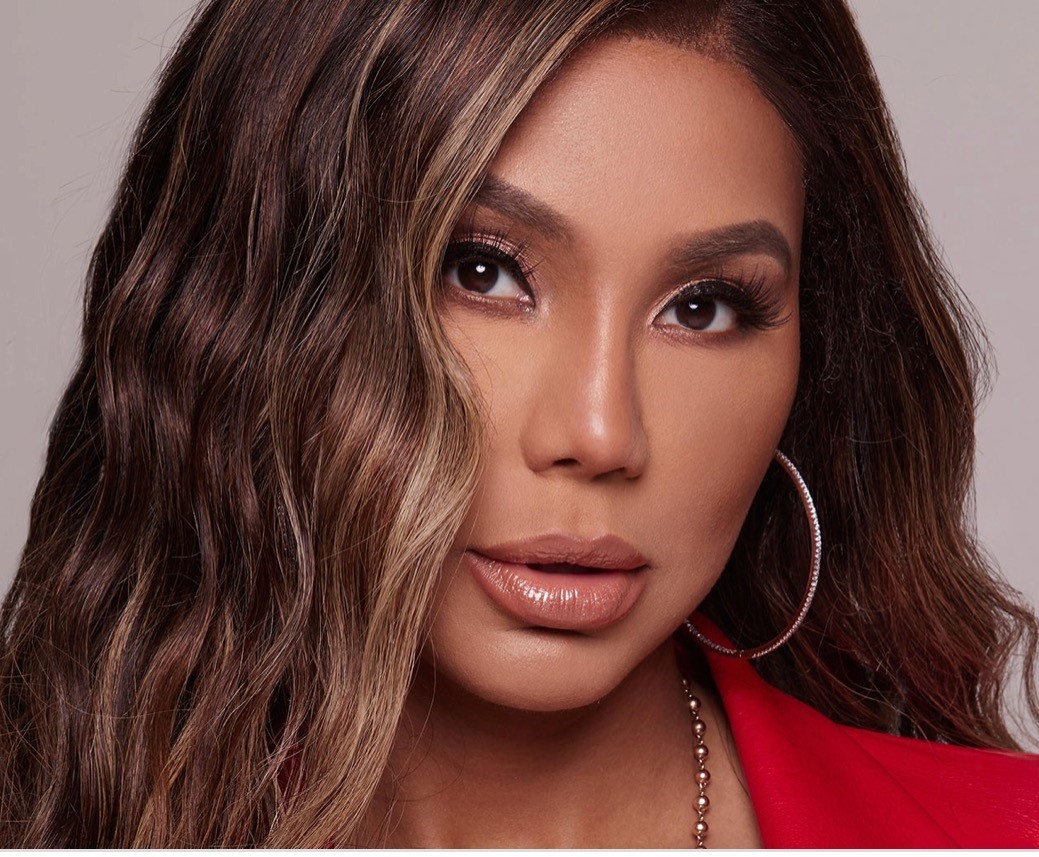  Grammy nominated singer Tamar Braxton